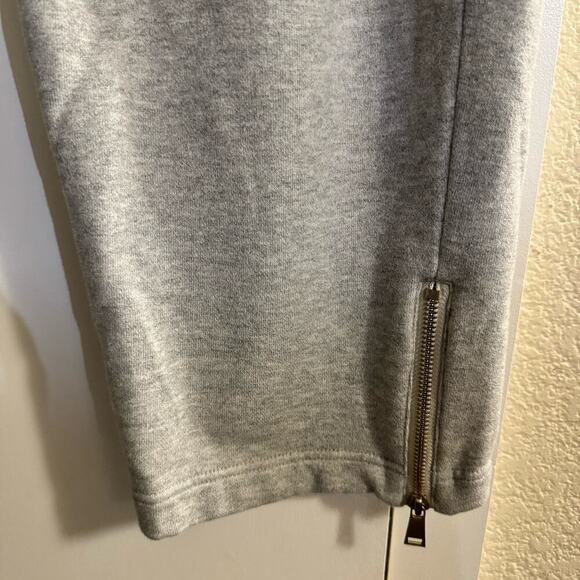 St. John Womens Cropped Capri Jogger
Pants Gray Size XL Ankle Zip Pockets
Casual - Picture 4 of 6